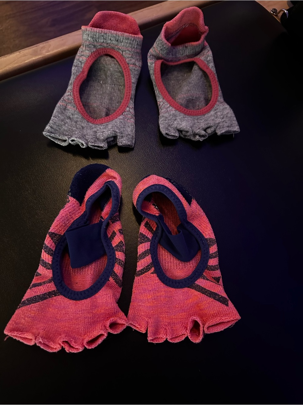 Pilates ToeSox bundle - Picture 2 of 3